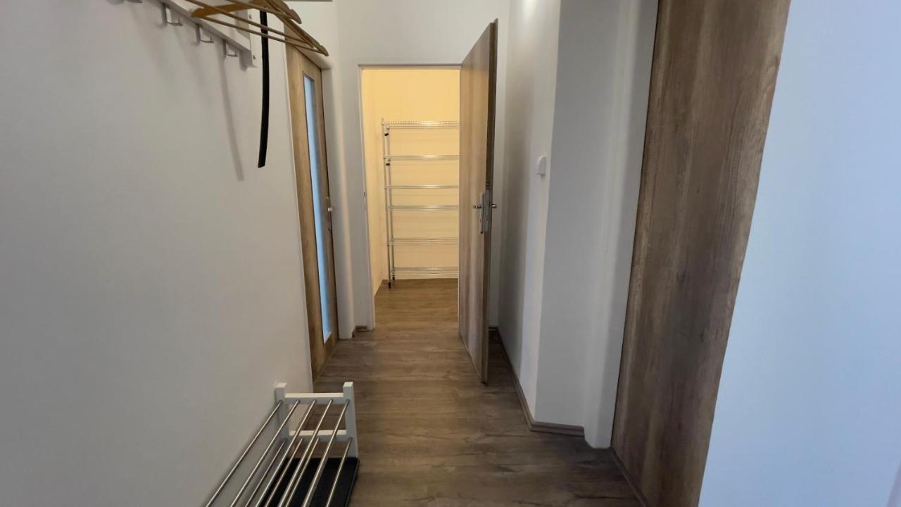 R&j Apartamento Broumov